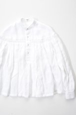 画像1: 【For WOMEN】Scye (サイ) Organic Linen Tucked Blouse [OFF WHITE] (1)