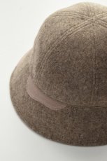 画像2: Indietro Association (インディエトロアソシエーション) Color Blocking Metro Hat [BEIGE] (2)