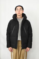 画像25: DESCENTE ALLTERRAIN (デサントオルテライン) MIZUSAWA DOWN OVERSIZED JACKET "MOUNTAINEER" [BLACK]  (25)