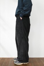 画像15: ATA (アタ) 8W CORD FRONT GATHERS EASY PANTS KNEE HAND ST STONE WASH [BLACK] (15)