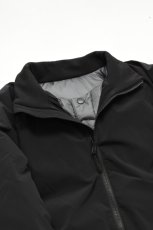 画像23: Scye (サイ) Nylon Stretch Reversible Down Jacket [BLACK] (23)