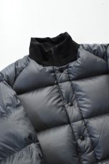 画像33: Scye (サイ) Nylon Stretch Reversible Down Jacket [BLACK] (33)