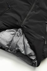 画像24: Scye (サイ) Nylon Stretch Reversible Down Jacket [BLACK] (24)