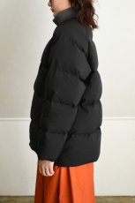 画像5: 【For WOMEN】Scye (サイ) Micro Polyester Twill Down Padded Jacket [BLACK] (5)