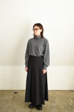 画像16: 【For WOMEN】Scye (サイ) Micro Polyester Twill Pleated Midi Skirt [BLACK] (16)