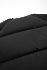 画像21: 【For WOMEN】Scye (サイ) Micro Polyester Twill Down Padded Jacket [BLACK] (21)