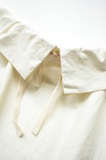 画像16: 【For WOMEN】Yarmo (ヤーモ) Drawstring Smock Top [NATURAL] (16)