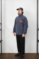 画像6: patagonia (パタゴニア) メンズ・ライトウェイト・シンチラ・スナップT・プルオーバー [SMOLDER BLUE W/BURNISHED RED] (6)