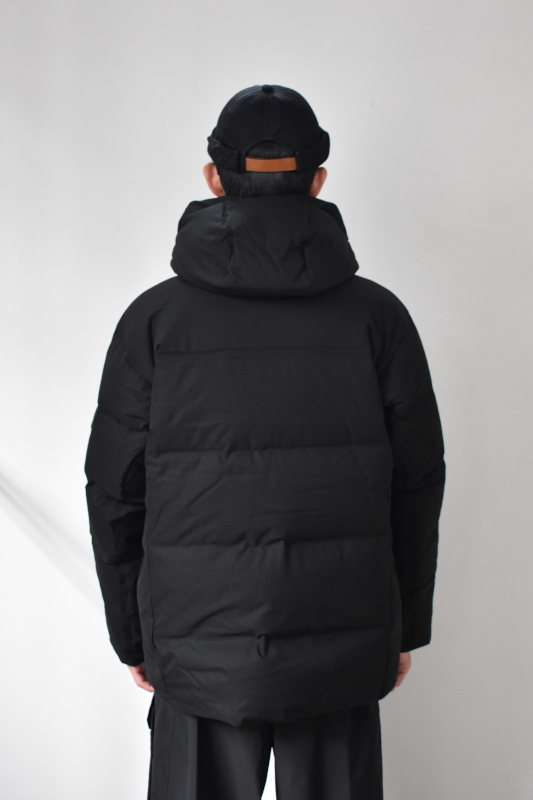 DESCENTE ALLTERRAIN (デサントオルテライン) MIZUSAWA DOWN OVERSIZED